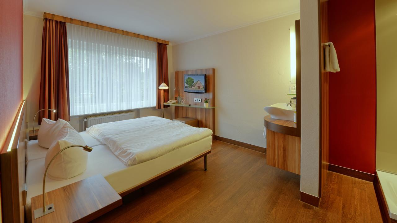 Landhotel Zur Eiche 布克斯泰胡德 外观 照片